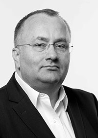 Динко Эрор,  вице-президент корпорации EMC