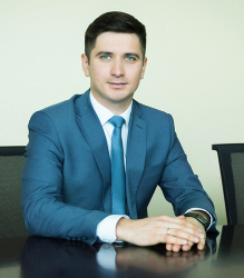 Илья СИМОНОВ, фото