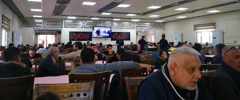 В бесплатной столовой