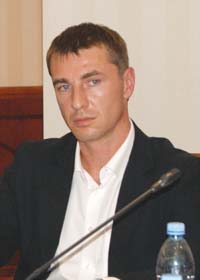 Дмитрий НЕЛЮБОВ