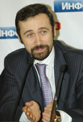 Илья Пономарев