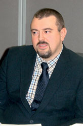 Максим БОБИН: Представители интернет-компаний вполне могли бы заняться консультированием учителей на форумах