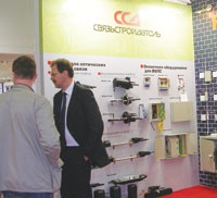 Оборудование, предлагаемое компанией «Связьстройдеталь», позволяет дотянуть оптоволокно от магистральной сети до каждой двери 