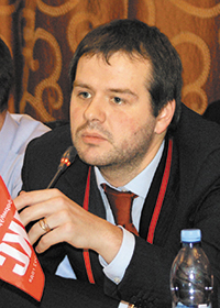 Вячеслав КАДНИКОВ