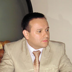 Леонид Гуштуров