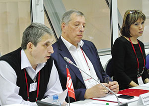 В. ЛЕВЧИК (АРОС), А. ВРОНЕЦ («Проектсвязьтелеком»), К. ЮЛДАШЕВА («АКАДО Телеком»)