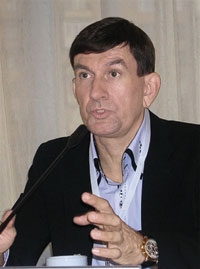 Б. Бобровников: «Революция произойдет тогда, когда поменяется ментальность и люди скажут: 