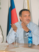 Р. Хайретдинов